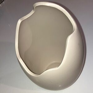 Cream Ceramic Egg Vase - large dinosaur egg shape